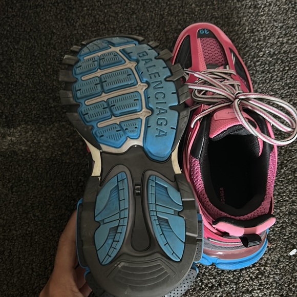 Pink Balenciaga track sneakers LIKE NEW - Picture 4 of 4